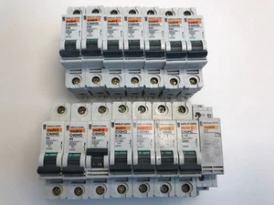 Lotto lavoro 15 x MCB MERLIN GERIN Multi9 - C60HD/C60HC/CT (15#L) - Foto 1 di 4