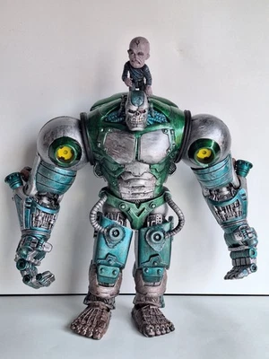 Toybiz Marvel Legends Incredible Hulk Mecha-Hulk with Gremlin & 2 Missiles  - Image 1 of 4