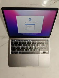 MacBook Pro 13" 2020, Intel, 1Tb, 4 porte Thunderbolt, condizioni perfette - Foto 1 di 12