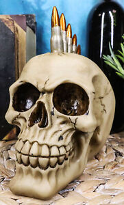 Figurine crâne punk Rebel Bullet Mohawk fusil militaire munitions squelette tête décoration