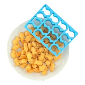 Mini cortador de galletas y cortador de galletas Goldfish (cortador de peces dorados de 16 x 1") - Imagen 1 de 2