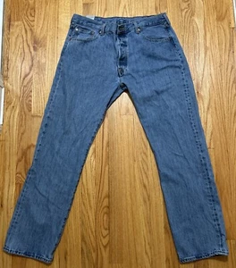 Men’s  Levis 501 Button Fly Jeans Size 38x34 Plain Medium Wash - Picture 1 of 7