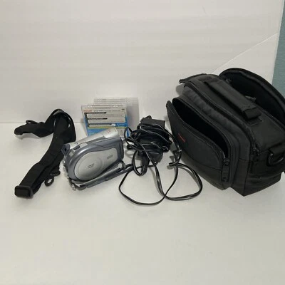 Canon Dc100 Camcorder Refurbished Tested Case Discs Cord Carrying Strap - Image 1 of 4