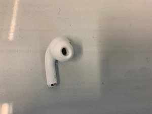 (1) Right Side Apple AirPod Pro (2nd Gen) USB-C Earbud Only OEM Replacement Part - Picture 1 of 1