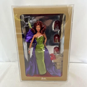  Christian Louboutin Anemone Barbie bambola custodia acrilica scarpe rosse limitata 3 paia  - Foto 1 di 12