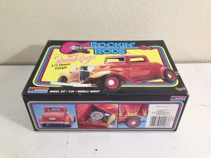 Monograma The Beach Boys Li'l Deuce cupé Rockin' Rods escala 1:24 años en adelante - Imagen 1 de 5