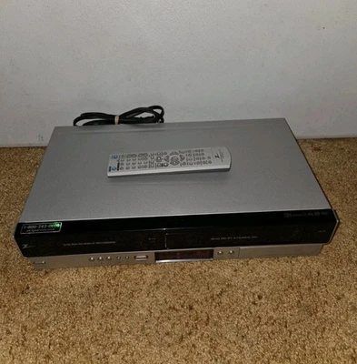 Zenith XBR716 DVD VHS CD Grabadora Combo con Control Remoto y Cables AV - Probado Foto 1 de 4