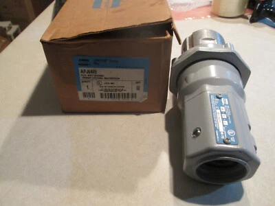 CROUSE-HINDS APJ6485 **NEW** - Image 1 of 4