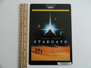 STARGATE BLOCKBUSTER VIDEO ESTANTE PANTALLA RESPALDO TARJETA 5.5" X 8" SIN PELÍCULA - Imagen 1 de 3