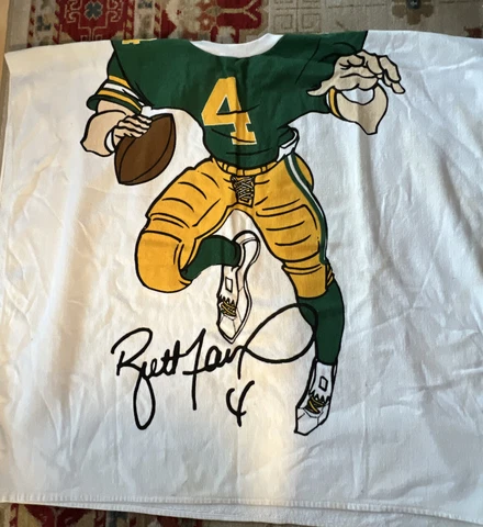 Brett Favre Green Bay Towel Poncho Rare Collector Item Cover