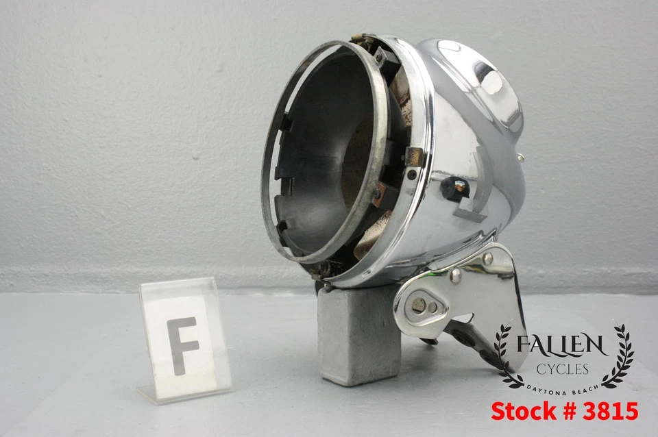 Victory Classic Cruiser V92 2003 carcasa de faro de 7" + montaje de velocímetro cromado Foto 1 de 4