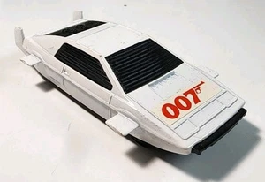 Vintage Corgi Juniors James Bond 007 White Lotus Esprit 1/64 Diecast Aquatic Car - Picture 1 of 10