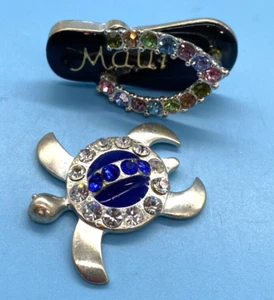 Maui Black Sandle with Multi-Stone/Silver-Tone Turtle with Blue & Clear Magnets - Picture 1 of 12