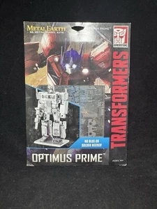 Kit Modelo 3D Metal Earth Transformers Optimus Prime Sellado - Imagen 1 de 4