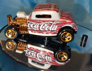 Hot Wheels 32 Ford Roadster As Coca-Cola It’s The Real Thing Coke It’s A Custom - Picture 1 of 12