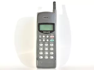 MITSUBISHI MT-1096 - MOBILE PHONE BRICK CELL VINTAGE RETRO RARE COLLECTABLE - Picture 1 of 8