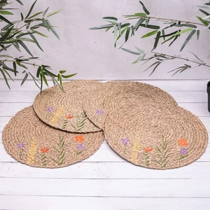 4 x Natural Rattan Placemats Round Woven Weave Floral Meadow Flowers Table Set - Picture 1 of 3
