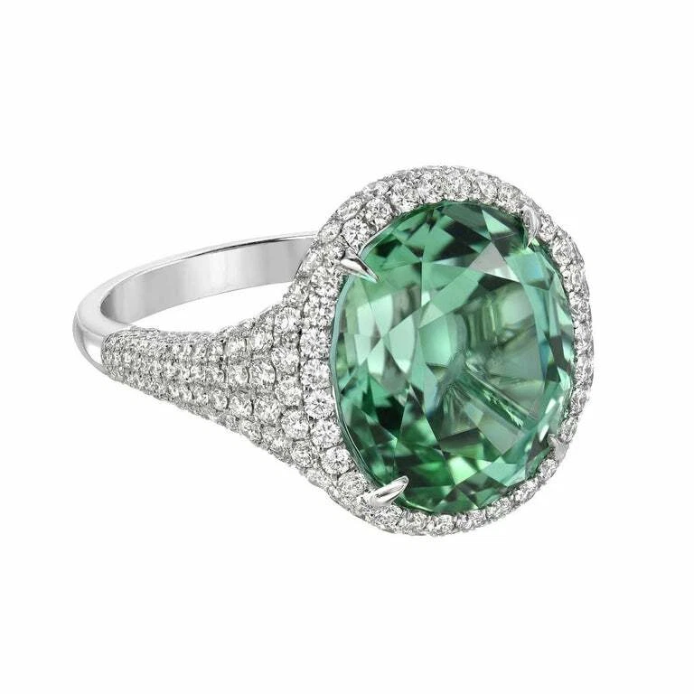 Magnificent 10.40 Carat Oval Cut Mint Green Tourmaline Women's Engagement Ring - Image 1 of 4