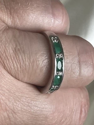 Sterling Silver natural Emerald gemstones Ring half eternity T1/2 - Image 1 of 4