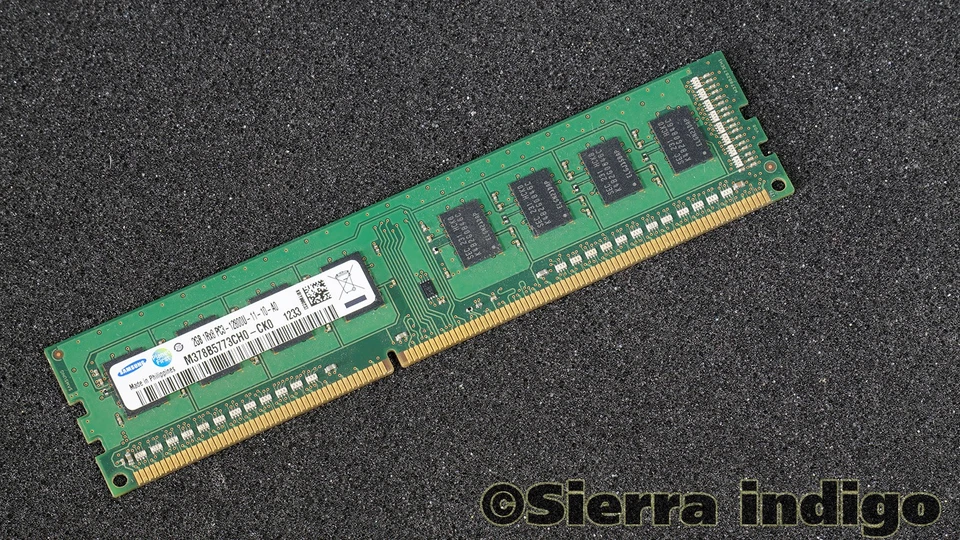 Samsung M378B5773CH0-CK0 1Rx8 PC3-12800U-11-10-A0 2GB Memory RAM DDR3-1600MHz - Image 1 of 1