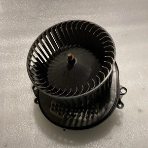 2013-2018 BMW 320 I XDRIVE 2.0L AC AIR CONDITIONER HEATER BLOWER MOTOR FAN OEM - Picture 1 of 5