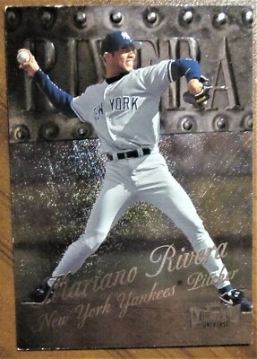 Tarjeta Fleer Skybox Metal Universe 1999 corte Mariano Rivera #22 casi nueva ~~ Yankees de Nueva York  Foto 1 de 2