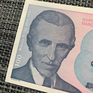 Tesla retrato en Yugoslavia billete de 100 dinares 1994 papel moneda - Imagen 1 de 5