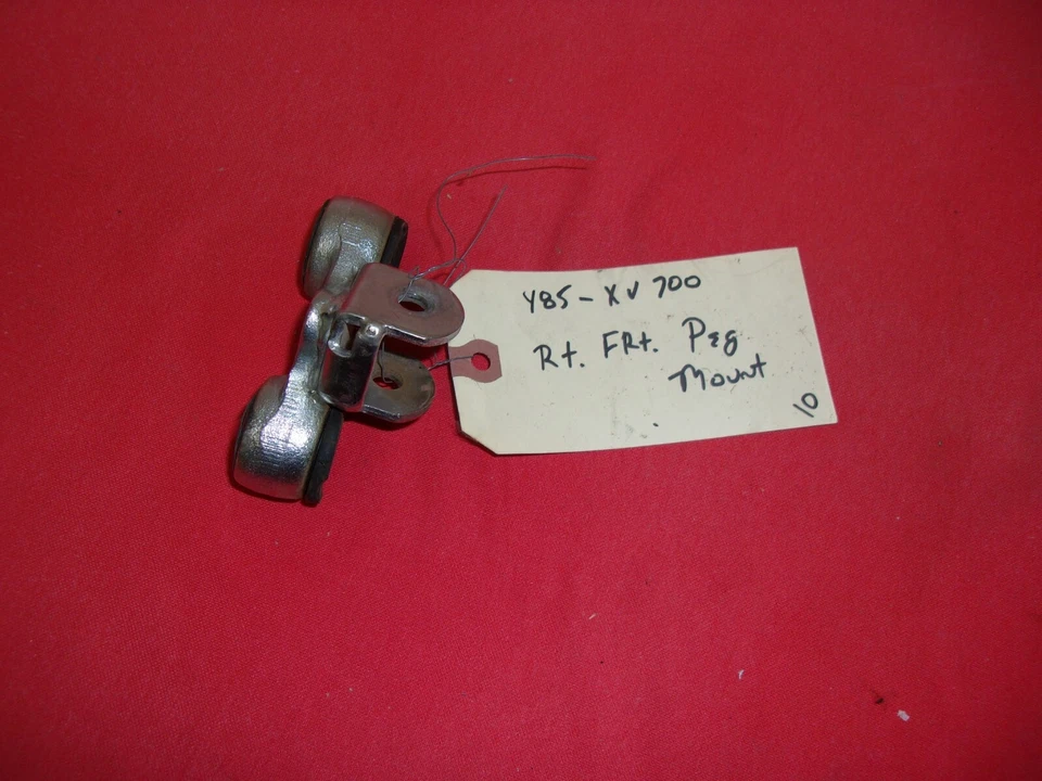 Yamaha Virago XV700 1985 estriba montaje derecha Foto 1 de 1