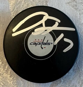 Dylan Strome Autographed Signed Washington Capitals Logo Puck Beckett COA - Picture 1 of 2