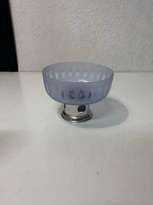 Coppa centrotavola cristallo azzurro base metallo argentato 13x17,5 cm - Immagine 1 di 4