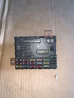 RICAMBI USATI 46447809 CENTRALINA PORTA FUSIBILI ALFA ROMEO 156 Berlina Se 58052 - Immagine 1 di 3