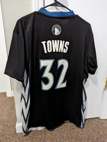 Karl -Anthony Towns Black Jersey - Timberwolves - Sleeve Jersey  Mens Small Cover