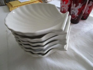 Oven Proof Scallopped Shell Seafood Bowl Made in Japan - Picture 1 of 5