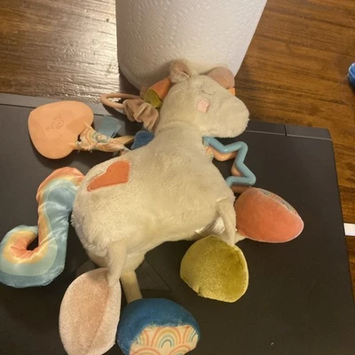 Cochecito de coche itzy Ritzy Link & Love unicornio y arco iris mordedor juguete para bebé Foto 1 de 4