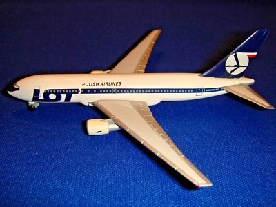ЛОТ Польские авиалинии Herpa Boeing 767-200 1:500 ПЕРВАЯ ВЕРСИЯ СТАРЫЕ ДВИГАТЕЛИ РЕДКИЕ!  - Изображение 1 из 4