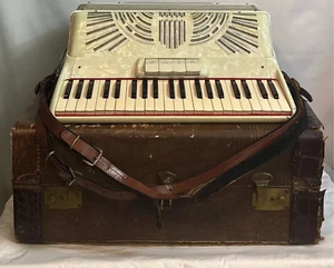 Acordeón de piano Masterphonic marfil hecho en Italia con estuche probado ENVÍO RÁPIDO - Imagen 1 de 12