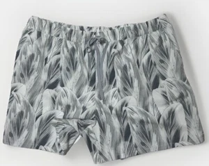 Reel Legends Women's Shorts Size XL Outdoor Fishing Beach Shorts Gray Leaf NEW - Picture 1 of 10