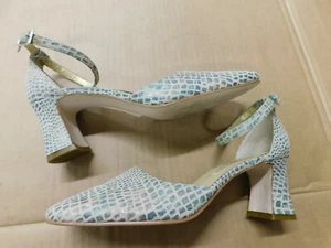 Ann Marino Heels Pumps Green Snake Iridescent Ankle Strap Closed square toe sz 7 - Picture 1 of 6