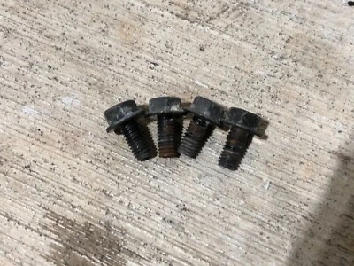 2001 Polaris Scrambler 50 OEM PARAFUSOS DE TAMPA DE PARA-CHOQUE DIANTEIRO PARAFUSO DE HARDWARE 0450597 - Imagem 1 de 2