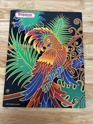 Carpeta portafolio vintage 1993 MEAD TRAPPER KEEPER jungla loro collage 3 anillos Foto 1 de 4
