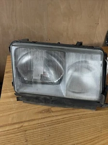 Mercedes benz MB W124 Front Right light assembly. Box #53 #78446 LHD 1991 car - Picture 1 of 10