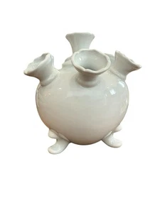 Andrea By Sadek Meadow Flower Vase 7” White Porcelain Decor Grandmillennial - Picture 1 of 7