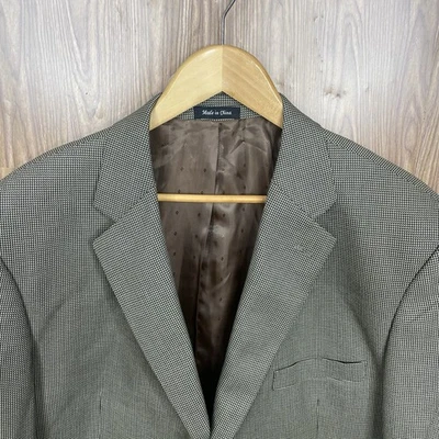 Van Heusen Sport Coat Mens 48R Olive Green Multicolor Polyester Three Buttons - Image 1 of 4