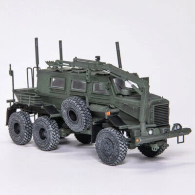 1/72 T-Model US Army Buffalo Lightning Protection Vehicle Big Buffalo 2004 Model - Image 1 of 4