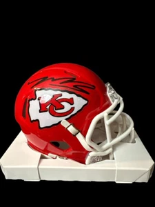 Minicasco de velocidad firmado por Marquise Brown de los Kansas Chiefs (JSA) - Imagen 1 de 5