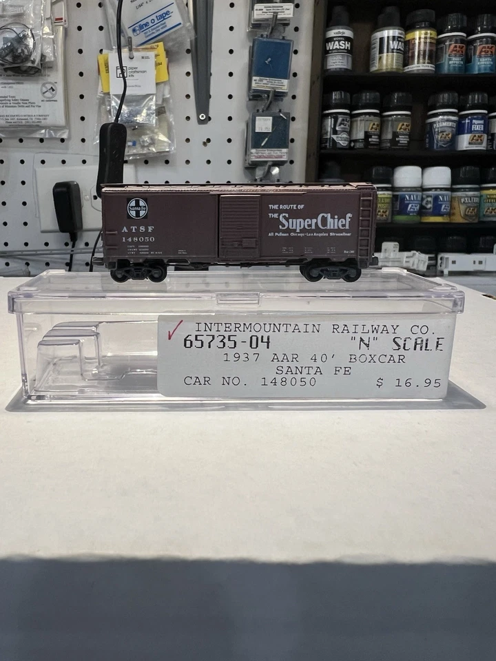 N Scale Intermountain Weathered Santa Fe 1937 AAR 40’ Box Car. Rd# 148050. - Image 1 of 1