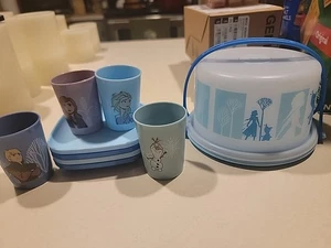 Tupperware Miniatura Juguete Pastelero, Juego de Platos y Tazas Frozen Disney  - Imagen 1 de 5