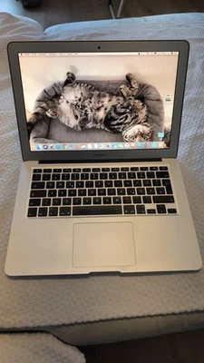 MacBook Air 13" Silber Anfang 2014 - Bild 1 von 4