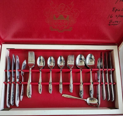 Eternal Star Dorzel из нержавеющей стали от Hull Flatwear набор в оригинальной коробке 47 штук - Изображение 1 из 4