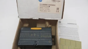 GE Fanuc IC200MDD844 VersaMax Discrete Mixed I/O Module In: 16Pt, Out:16Pt - Picture 1 of 3